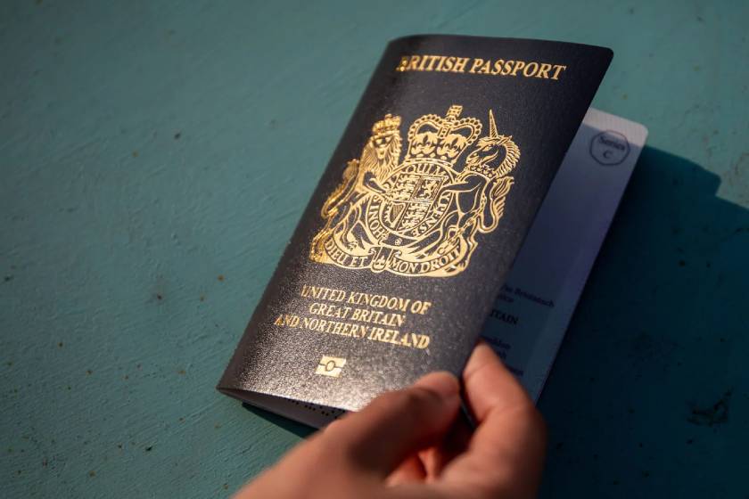 مراحل اخذ پاسپورت کانادا